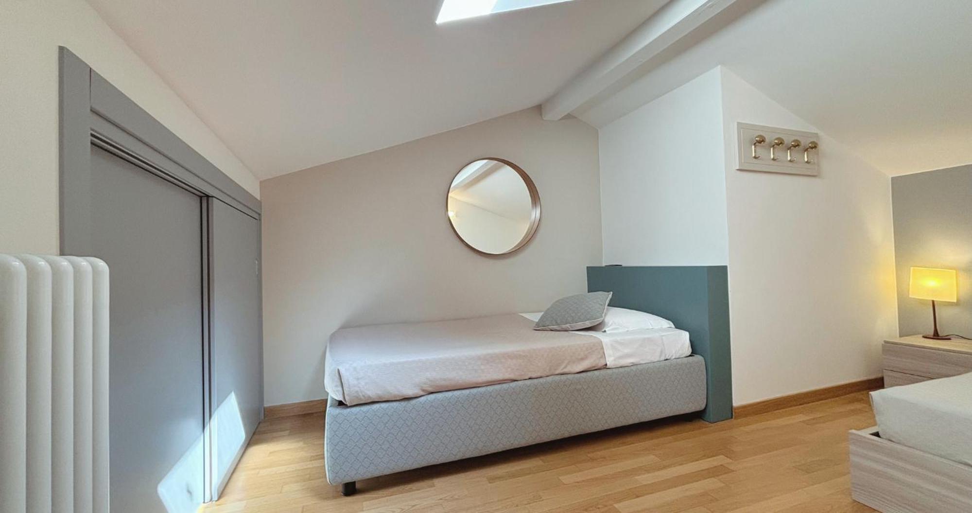 Villa Guardia Casa Ceruti B&B 외부 사진